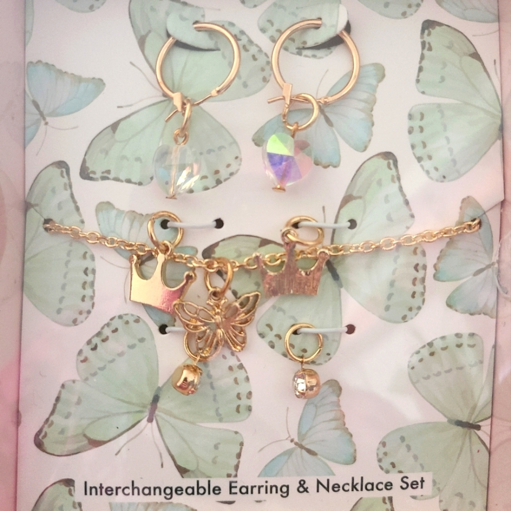 Earrings and Necklace set